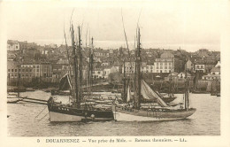 29* DOUARNENEZ  Bateaux Thonniers    RL23,0325 - Douarnenez