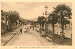 33* ARCACHON   Le Bd Promenade     RL23,0818 - Arcachon