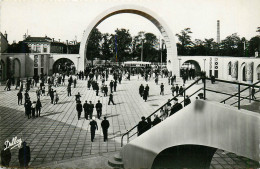 33* BORDEAUX  Stade Municipal  (CPSM 9x14cm)      RL23,0747 - Bordeaux