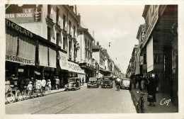 37* TOURS    Rue Nationale   (CPSM 9x14cm)   RL23,1631 - Tours