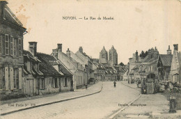 60* NOYON  La Rue Du Marche         RL35.0126 - Noyon