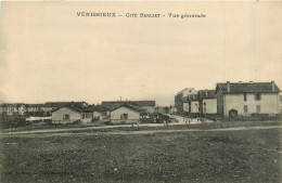 69* VENISSIEUX  Cite « berliet »  Vue Generale   RL35.0956 - Vénissieux