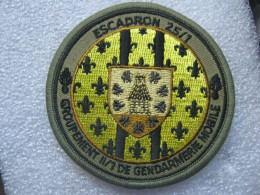 ECUSSON GEND. EGM ESCADRON 25/1 GGM 11/1 MAISONS ALFORT SCRATCH AU DOS 85MM - Polizia