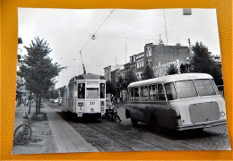 ANTWERPEN  -  Gitschotel Lei - Tramway 1960  -  Foto  J. Bazin  (15 X 10.5 Cm) - Tranvía