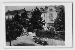 39119408 - Moenichkirchen Am Wechsel. Hotel Hochwechsel Alten Auto Im Vordergrund Gelaufen. Leichter Stempeldurchdruck, - Andere & Zonder Classificatie