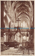 R087040 Screen And Choir. Salisbury Cathedral. Photo Brown. Valentine - Wereld