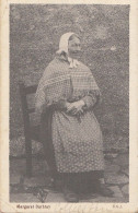 G80. Vintage Postcard. Picture Of Margaret Buthlay Sitting On A Chair. - Sonstige & Ohne Zuordnung