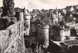 35-FOUGERES-N°3826-C/0355 - Fougeres