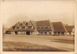 14-DEAUVILLE-TROUVILLE-N°577-A/0261 - Deauville