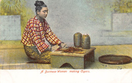 MYANMAR Burma - A Burmese Woman Making Cigars - Publ. D. A. Ahuja 13 - Myanmar (Burma)