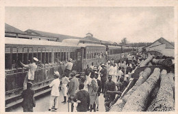 Mozambique - BEIRA - Arrival Of Mail Train - Publ. A. Brook 5 - Mozambique