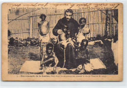 India - The Sacred Heart Mission In Rajputana - Famine Survivors - Publ. The French Capuchins In India 9 - Inde