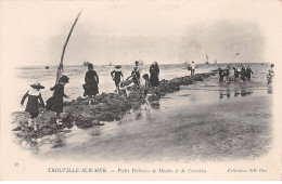 TROUVILLE SUR MER - Petits Pêcheurs De Moules Et De Crevettes - Très Bon état - Trouville