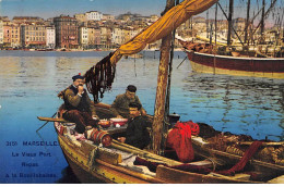 MARSEILLE - Le Vieux Port - Repas à La Bouillabaisse - Très Bon état - Alter Hafen (Vieux Port), Saint-Victor, Le Panier