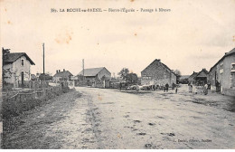 LA ROCHE EN BRENIL - Bierre L'Egarée - Passage à Niveau - Très Bon état - Andere & Zonder Classificatie