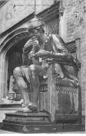 BOURGES - Hôtel Gujas - Statue - Très Bon état - Bourges