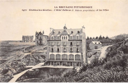 ETABLES LES GROTTES - L'Hôtel Bellevue Et Les Villas - Très Bon état - Etables-sur-Mer