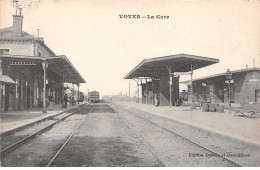 VOVES - La Gare - Très Bon état - Otros & Sin Clasificación