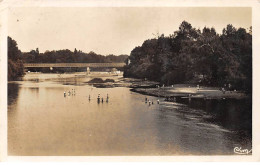 CHABRIS - Les Plages Prise Du Pont Du Chemin De Fer - Très Bon état - Autres & Non Classés