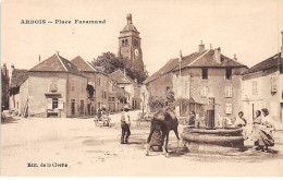 ARBOIS - Place Faramand - Très Bon état - Arbois