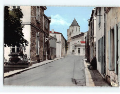 THAIRE D'AUNIS : Vue Sur L'Eglise - Très Bon état - Altri & Non Classificati