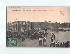 CONCARNEAU : Vue Générale De La Digue Un Jour De Grande Pêche De Sardines - état - Concarneau