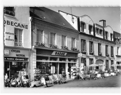 BROU : Place Des Halles - Très Bon état - Sonstige & Ohne Zuordnung