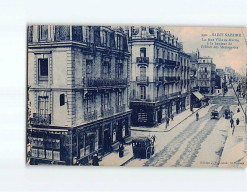 SAINT NAZAIRE : La Rue Ville ès-Martin à La Hauteur De L'Hôtel Des Messageries - Très Bon état - Saint Nazaire