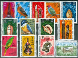 NEW HEBRIDES  1977 -  Série Courante - Texte Anglais - Surcharges De Paris - 13 V. - Parrots