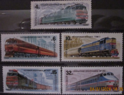 RUSSIA ~ 1982 ~ S.G. NUMBERS 5229 - 5233, ~ LOCOMOTIVES. ~ MNH #03628 - Nuevos