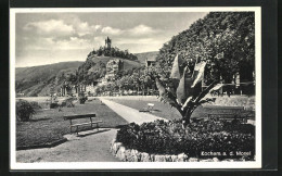 AK Kochem A. D. Mosel, Parkanlage Im Ort Mit Blick Auf Burg  - Sonstige & Ohne Zuordnung