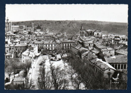 30. Uzès. Vue Aérienne. Esplanade. Palais Ducal. Cathédrale St. Théodorit, Tour Fénéstrelle Et église St. Etienne - Uzès