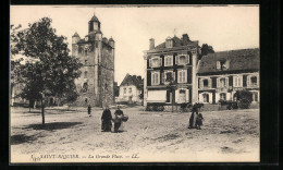 CPA Saint-Riquier, La Grande Place  - Saint Riquier