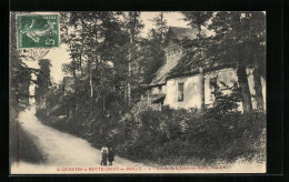 CPA St-Quentin-la-Motte-Croix-au-Bailly, Entrée De La Croix-au-Bailly, Rue D`Eu  - Autres & Non Classés