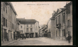 CPA Yenne, Place De L`Hotel-de-Ville  - Yenne