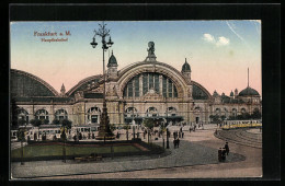 AK Frankfurt A. M., Hauptbahnhof Mit Strassenbahnen  - Frankfurt A. Main