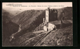 CPA La Tourette, Ruines Du Vieux Chateau Féodal Et La Ferme  - Autres & Non Classés