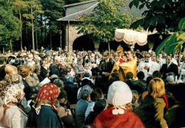 72910993 Banneux Notre Dame Explanade Avec Benediction Des Malades Segnung Der K - Otros & Sin Clasificación