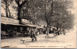 44 LE POULIGUEN - Commerces Sur La Promenade Du Port  - Le Pouliguen