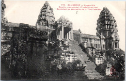 CAMBODGE - ANGKOR - L'escalier Monumental  - Cambodia