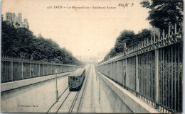 75015 PARIS - Le Metropolitain, Le Boulevard Pasteur. - Paris (15)