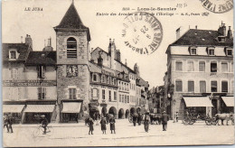 39 LONS LE SAUNIER - Entree Des Arcades Et Pont De L'horloge  - Lons Le Saunier