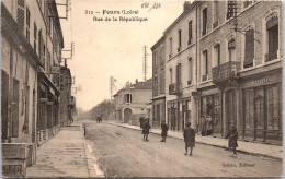 42 FEURS - La Rue De La Republique  - Feurs