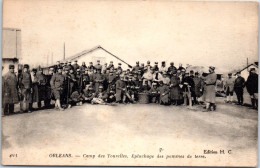 45 ORLEANS - Epluchage Des Patates Au Camp Des Tourelles - Orleans