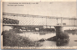 49 LES PONTS DE CE - Le Pont Une Heure Apres L'accident - Other & Unclassified
