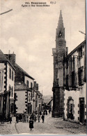 29 DOUARNENEZ - Vue De L'eglise & Rue Ste Helene - Douarnenez