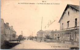 50 DONVILLE - La Poste & La Route De Coutances  - Autres & Non Classés