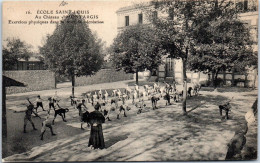 45 MONTARGIS - Ecole Saint Louis, Excercice Dans La Cour  - Montargis