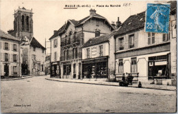 78 MAULE - Vue De La Place Du Marche. - Maule