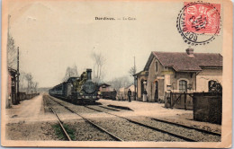 45 DORDIVES - Arrivee D'un Train En Gare (couleurs)  - Dordives
